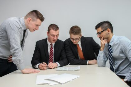 Avoid Legal Issues In UK Company Formation With Secretarial Help